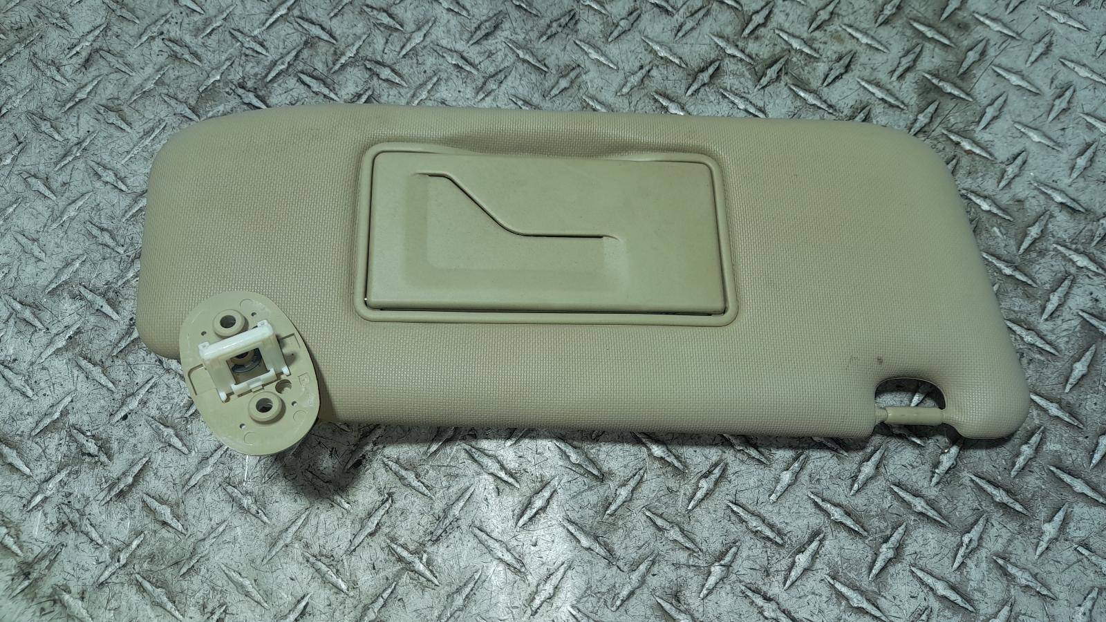 View Auto part Sunvisor Suzuki Kizashi 2012