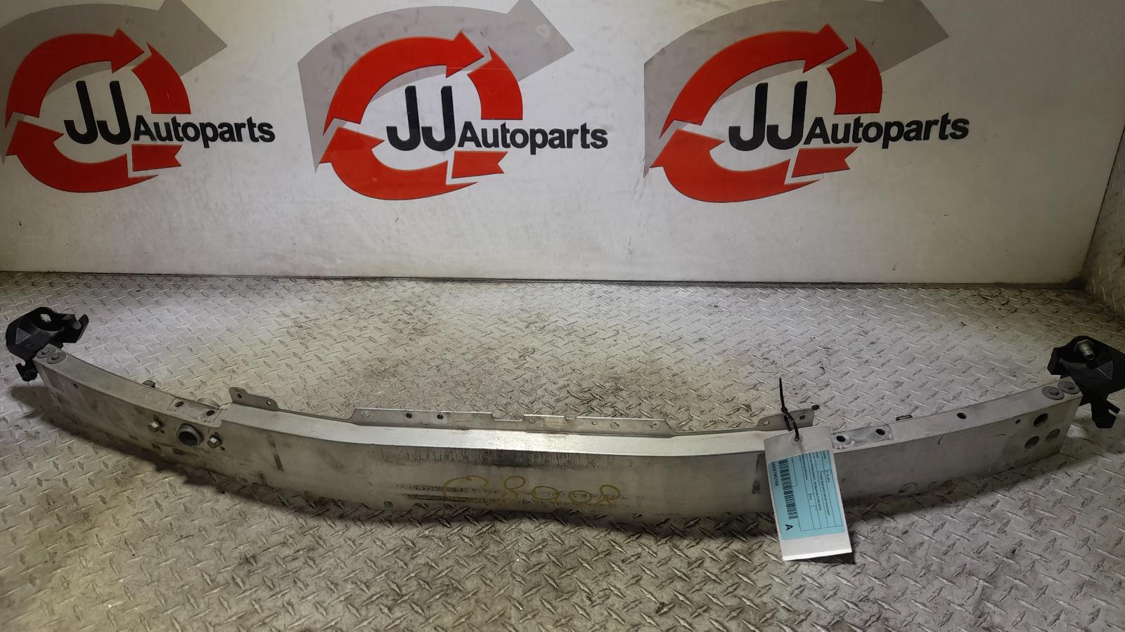 View Auto part F/Bar Reinforc/Brack Mercedes C Class 2015