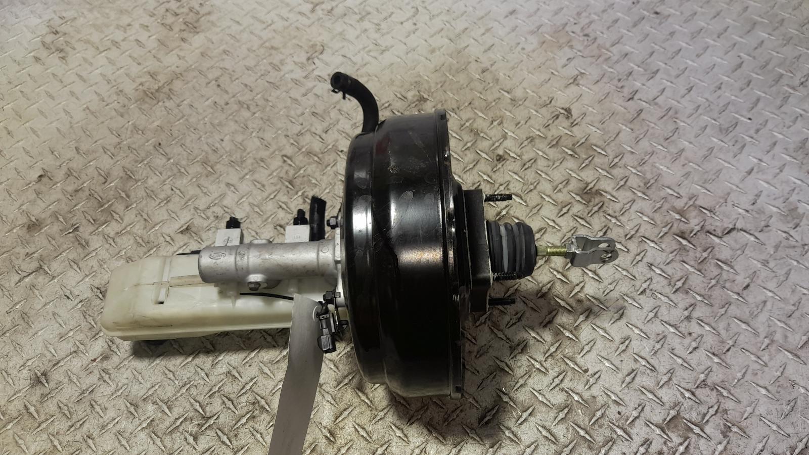 View Auto part Brake Booster Hyundai Iload/imax 2016
