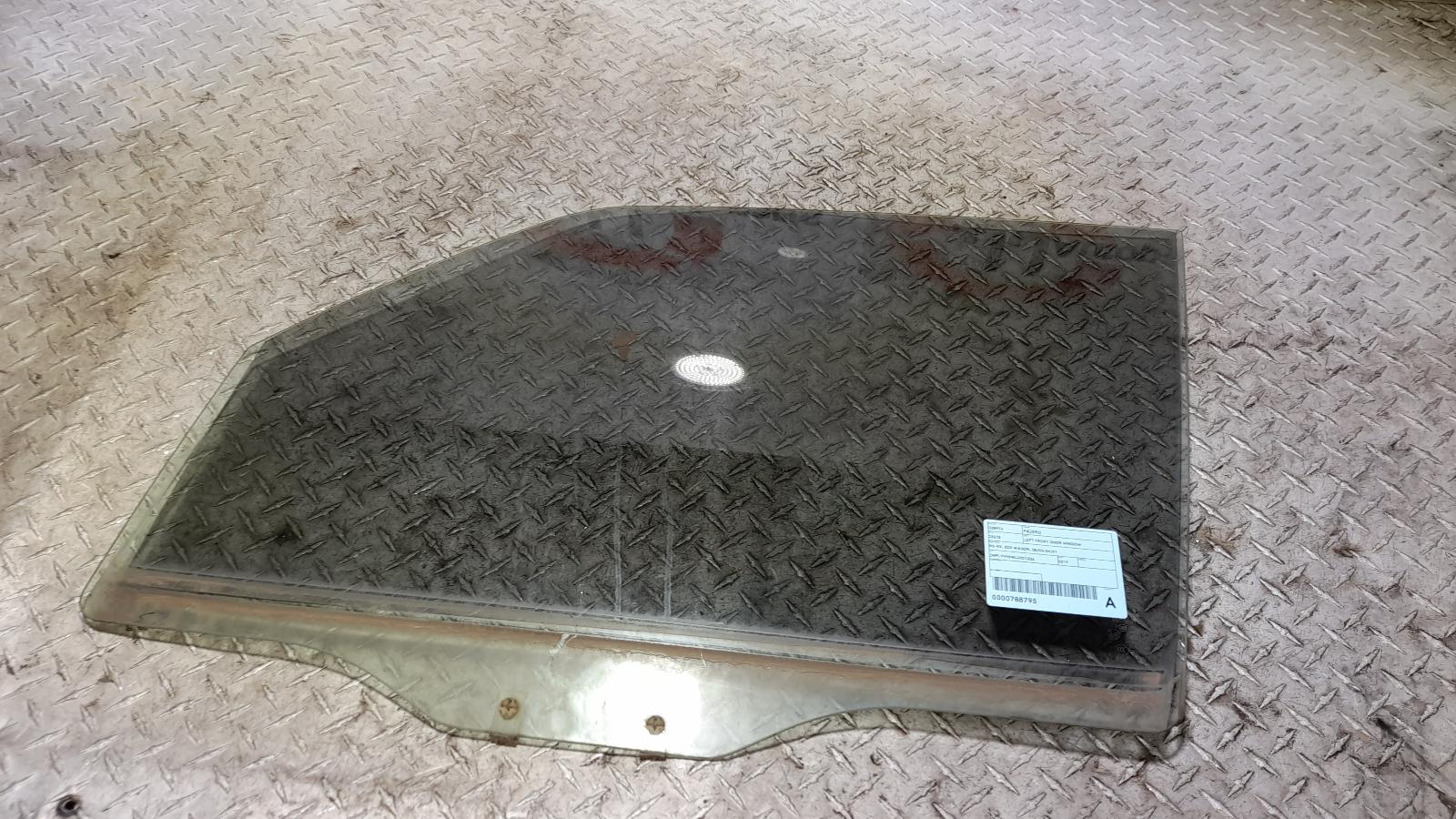 View Auto part Left Front Door Window Mitsubishi Pajero 2019