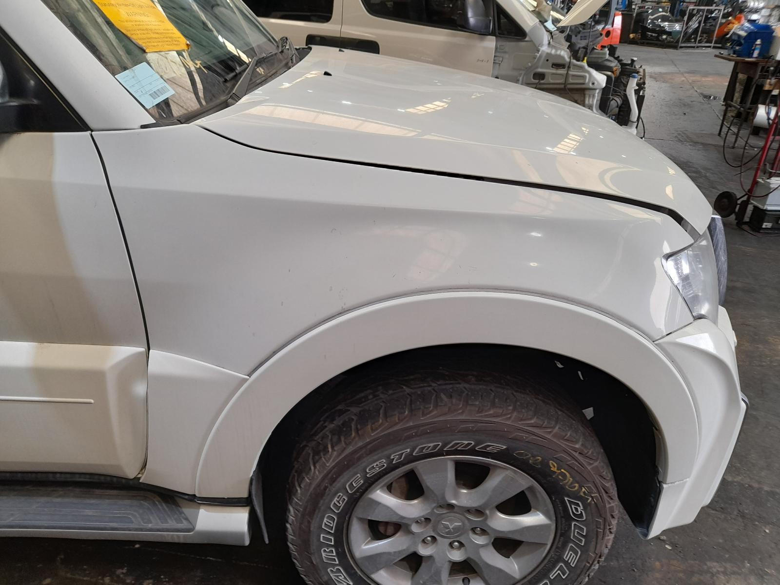 View Auto part Right Guard Mitsubishi Pajero 2019