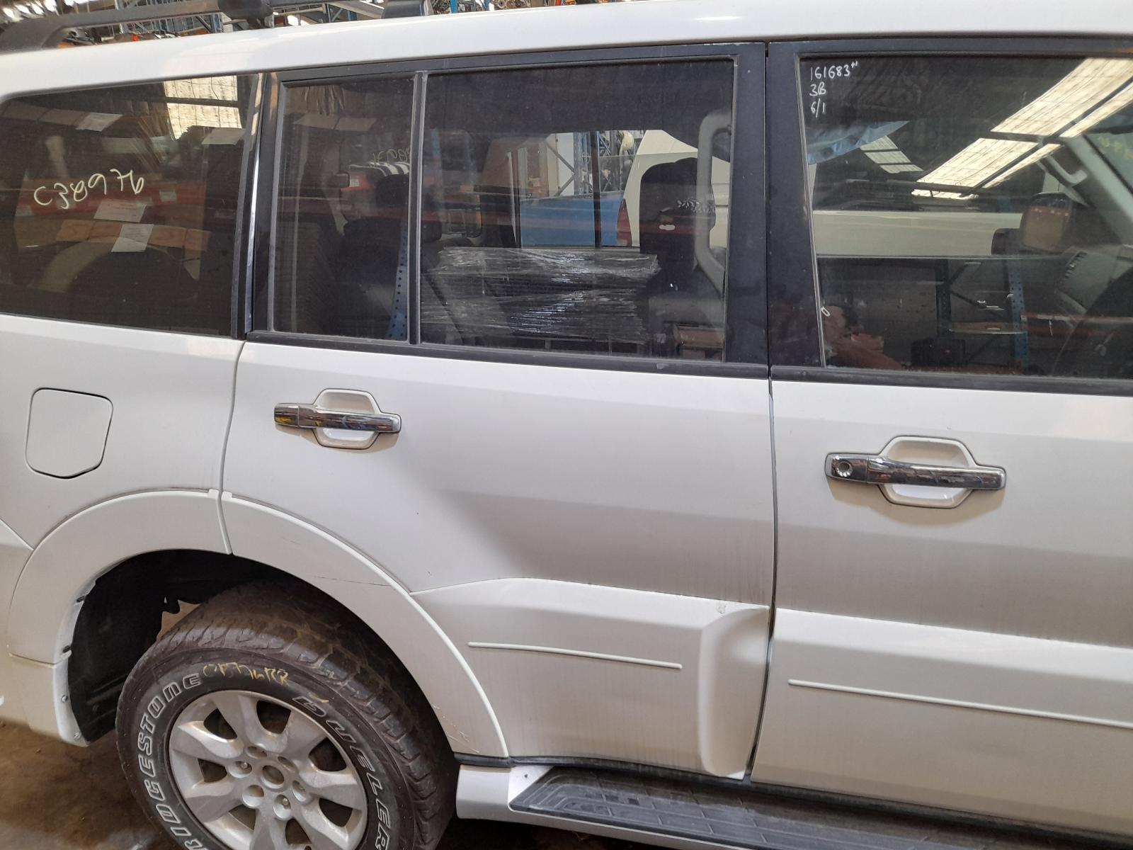 View Auto part Right Rear Wnd Reg/Motor Mitsubishi Pajero 2019