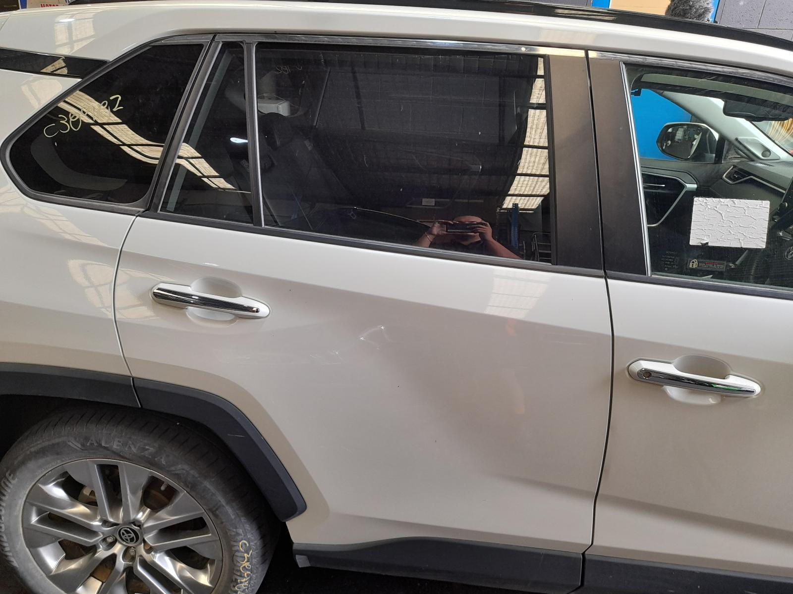View Auto part Right Rear Door Window Toyota Rav4 2021