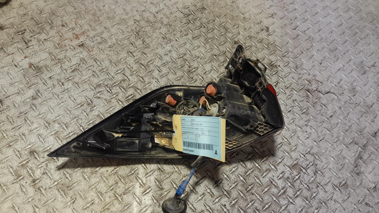 View Auto part Right Taillight Toyota Rav4 2021