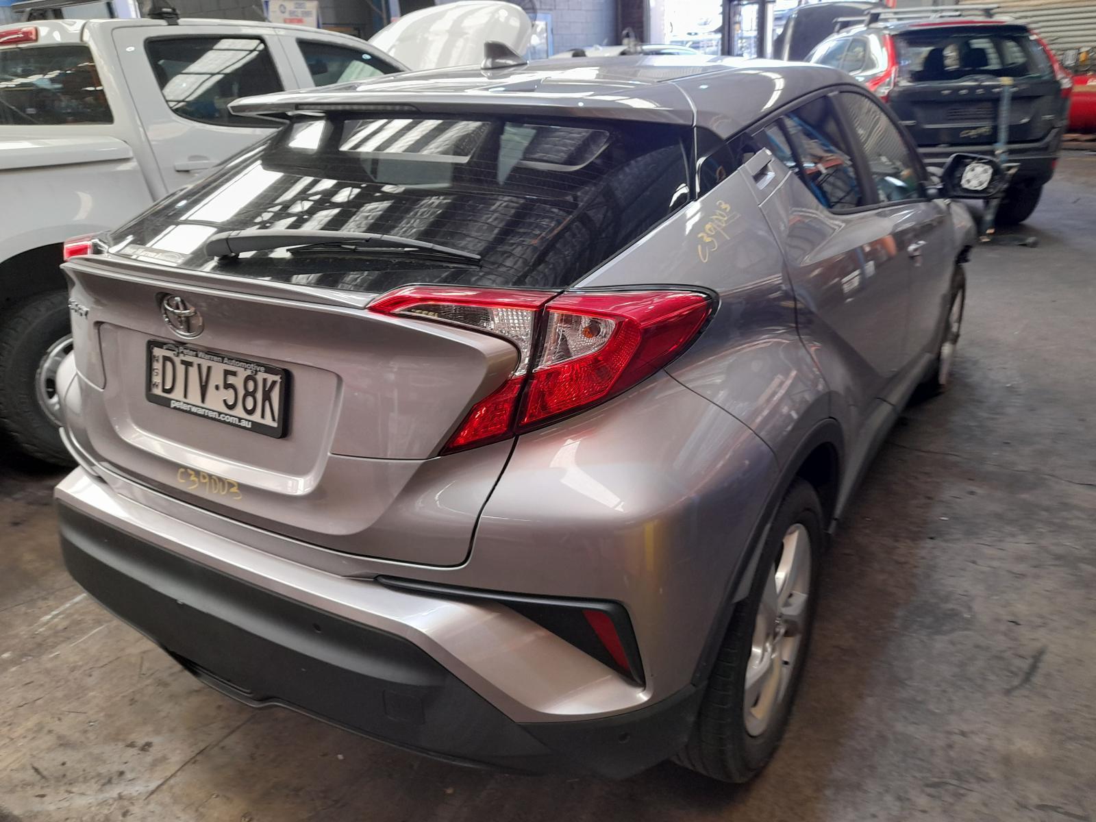 View Auto part Trans/Gearbox Toyota C-hr 2017