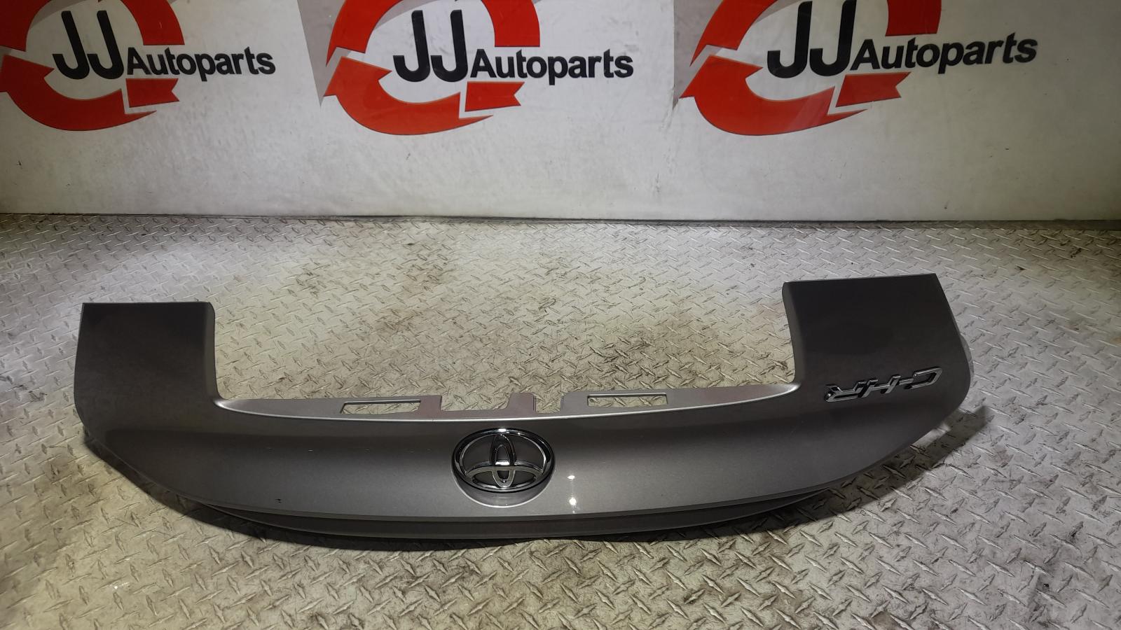 View Auto part Rear Garnish Toyota C-hr 2017