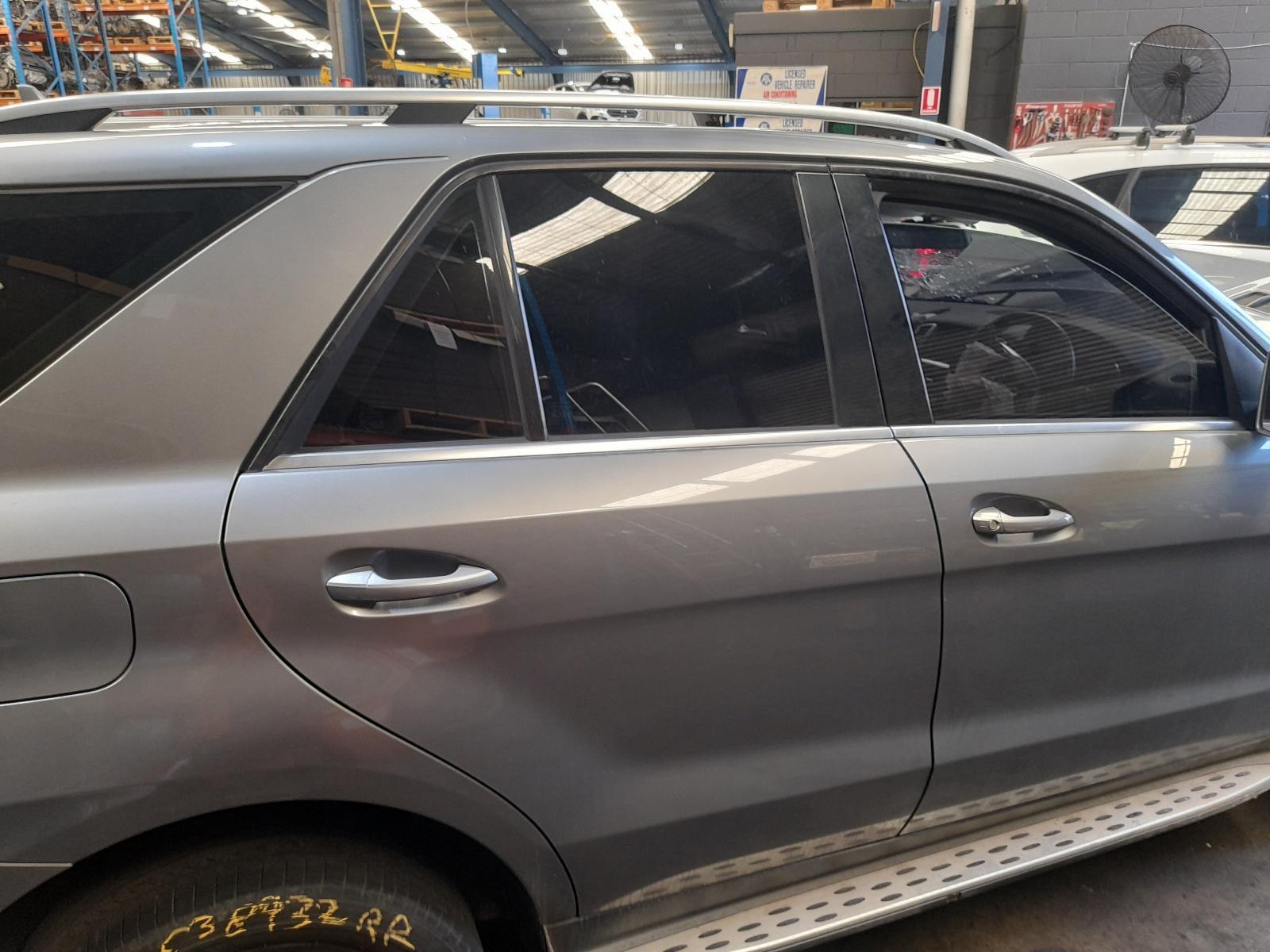 View Auto part Right Rear Door Sliding Mercedes M Class 2013