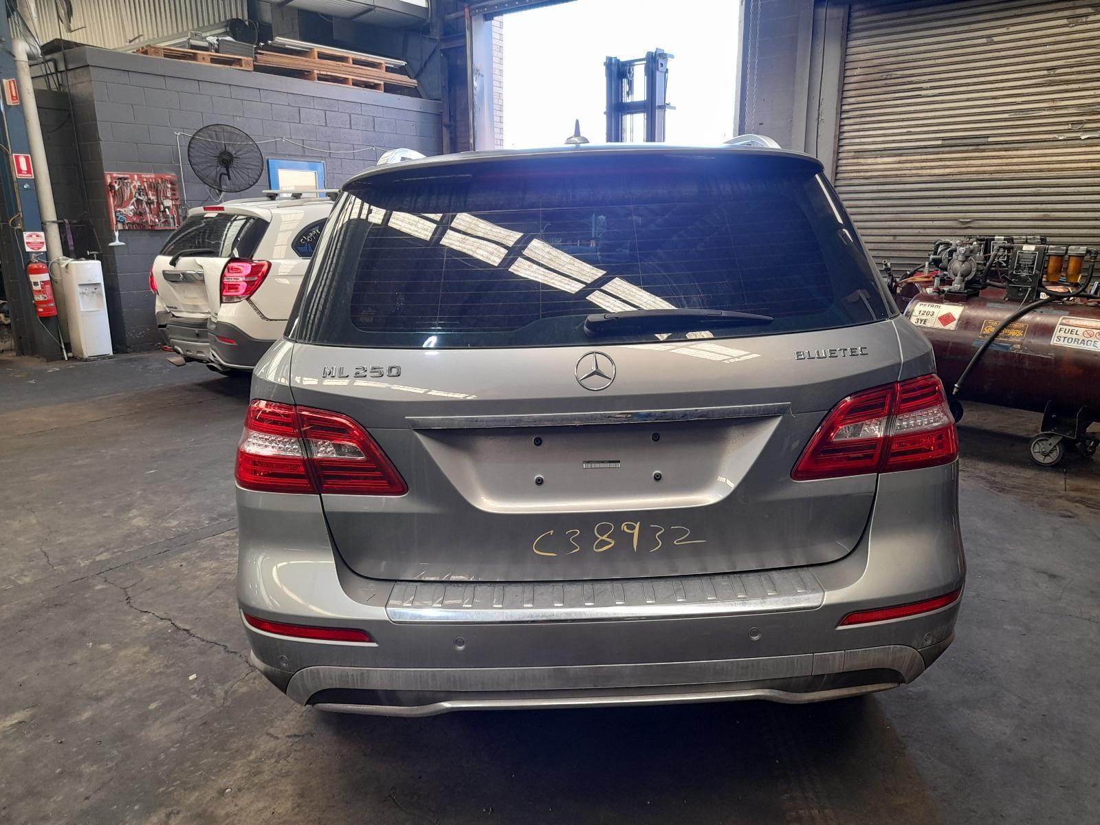 View Auto part Bootlid/Tailgate Mercedes M Class 2013