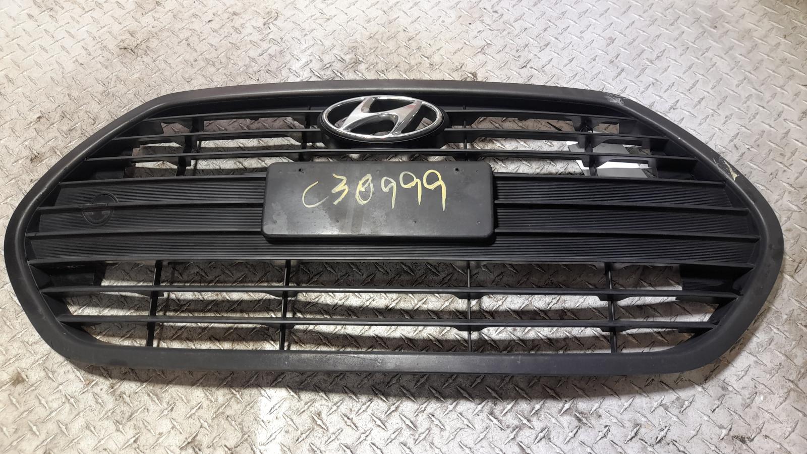 View Auto part Grille Hyundai Veloster 2017