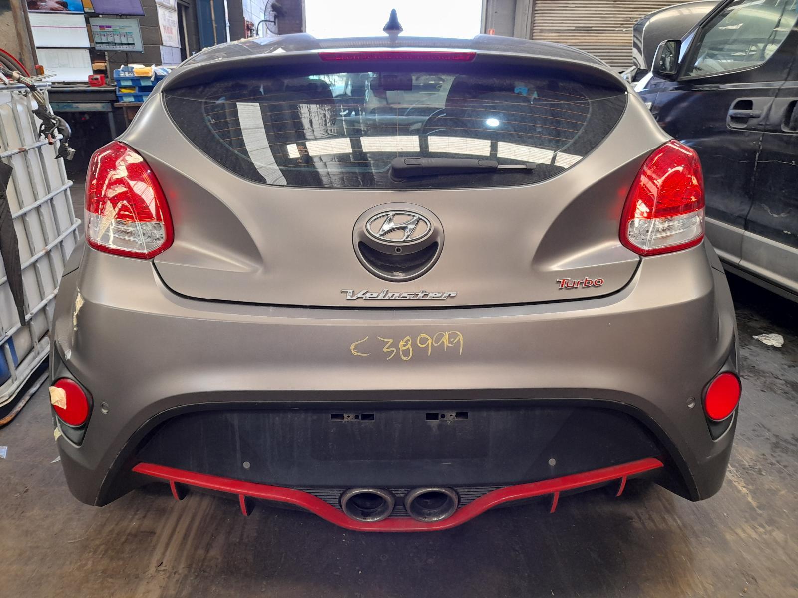 View Auto part Rear/Tailgate Glass Hyundai Veloster 2017