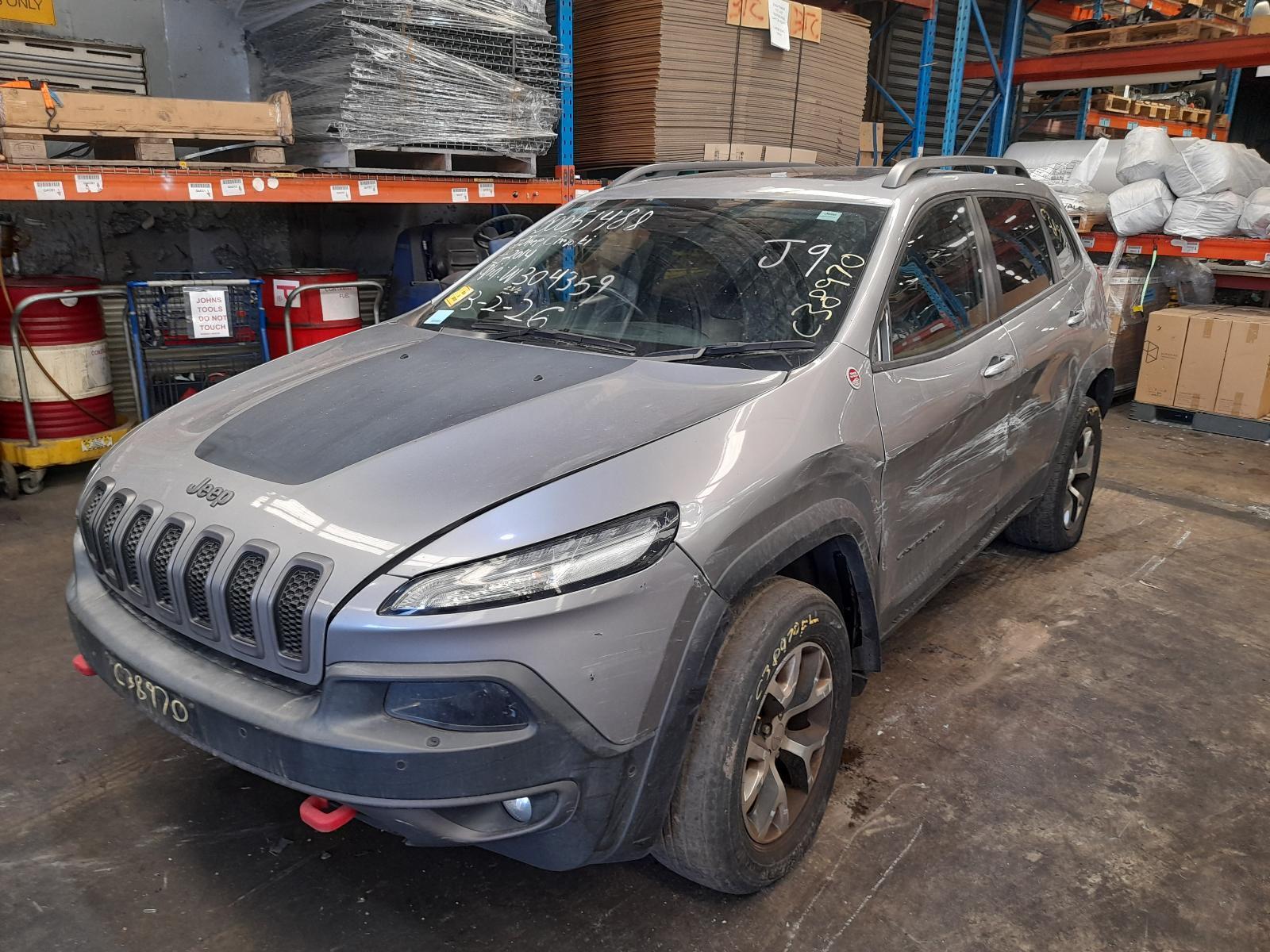 View Auto part Trans/Gearbox Jeep Cherokee 2014