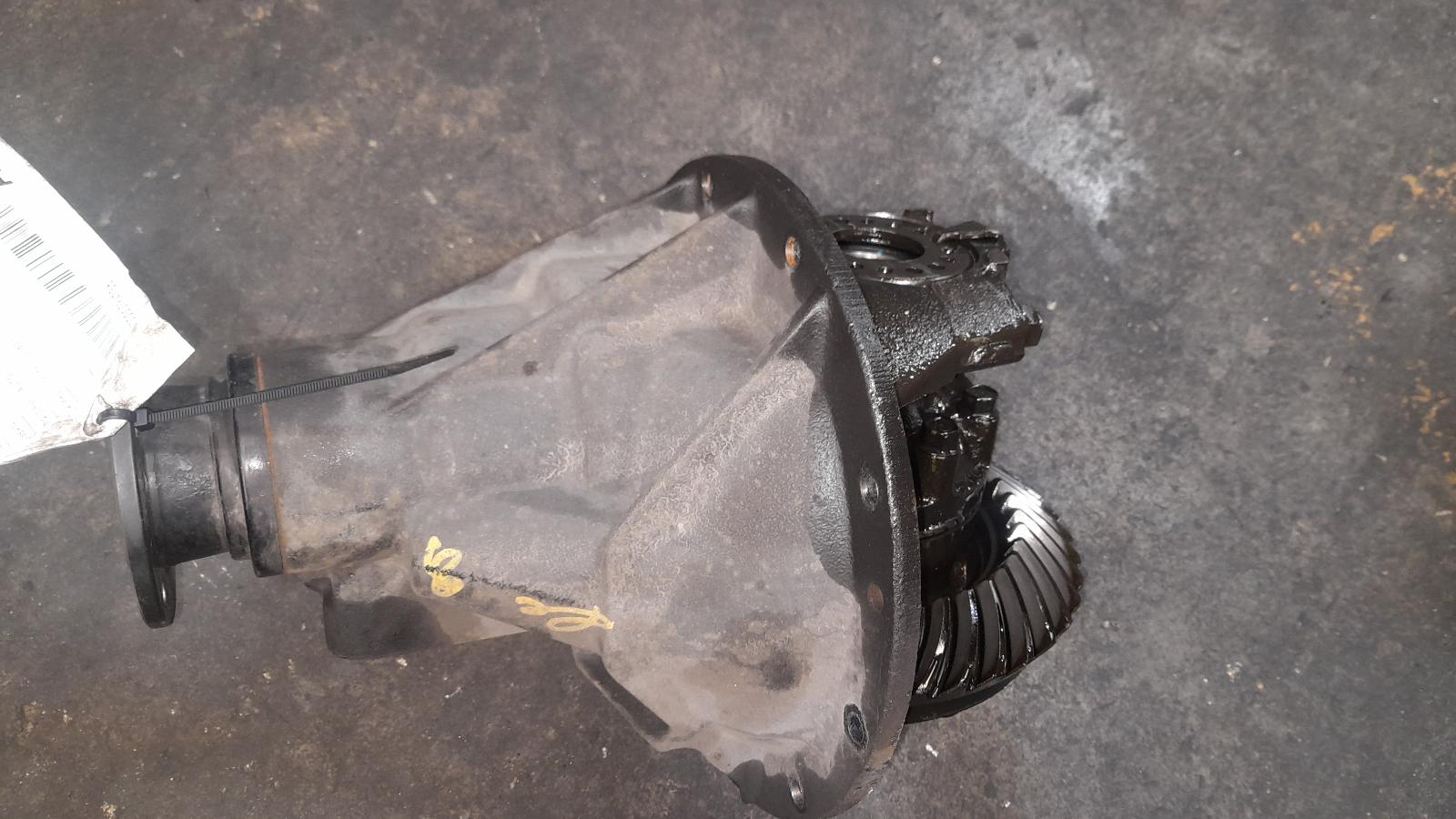 View Auto part Differential Centre Hyundai Iload/imax 2015