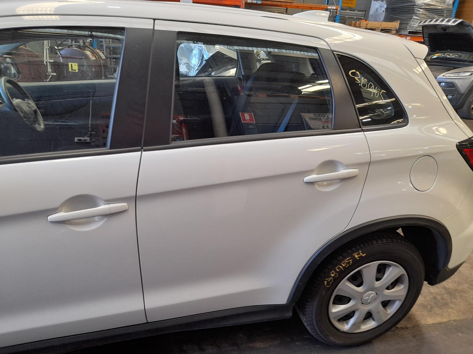 View Auto part Left Rear Door/Sliding Mitsubishi Asx 2023