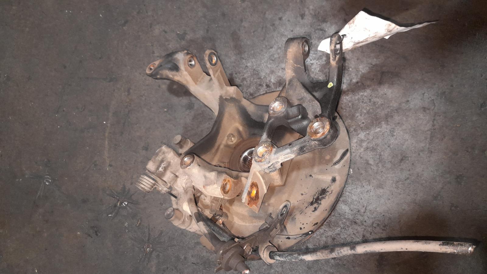 View Auto part Right Rear Hub Assembly Ford Kuga 2015