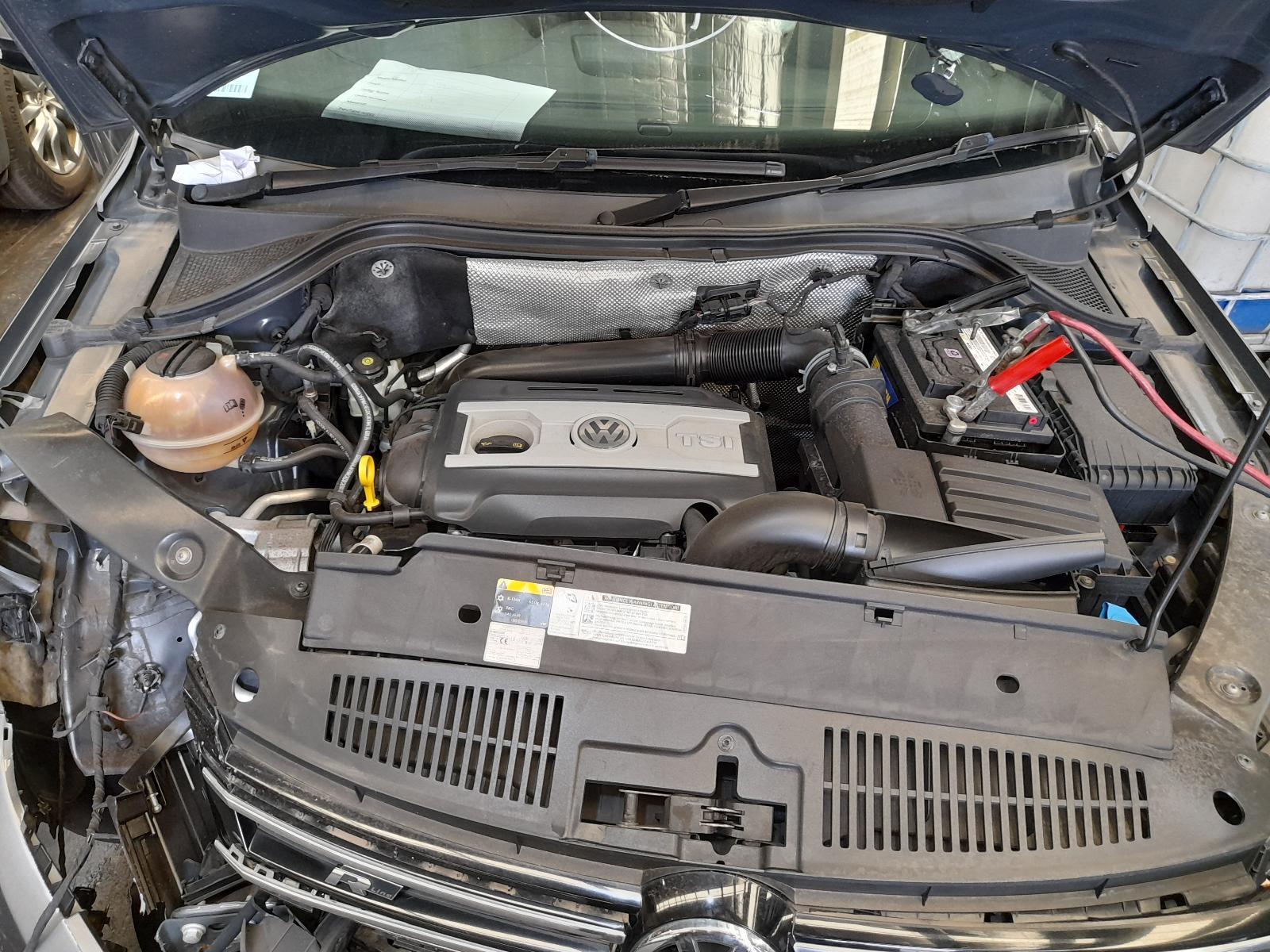 View Auto part Engine Volkswagen Tiguan 2014