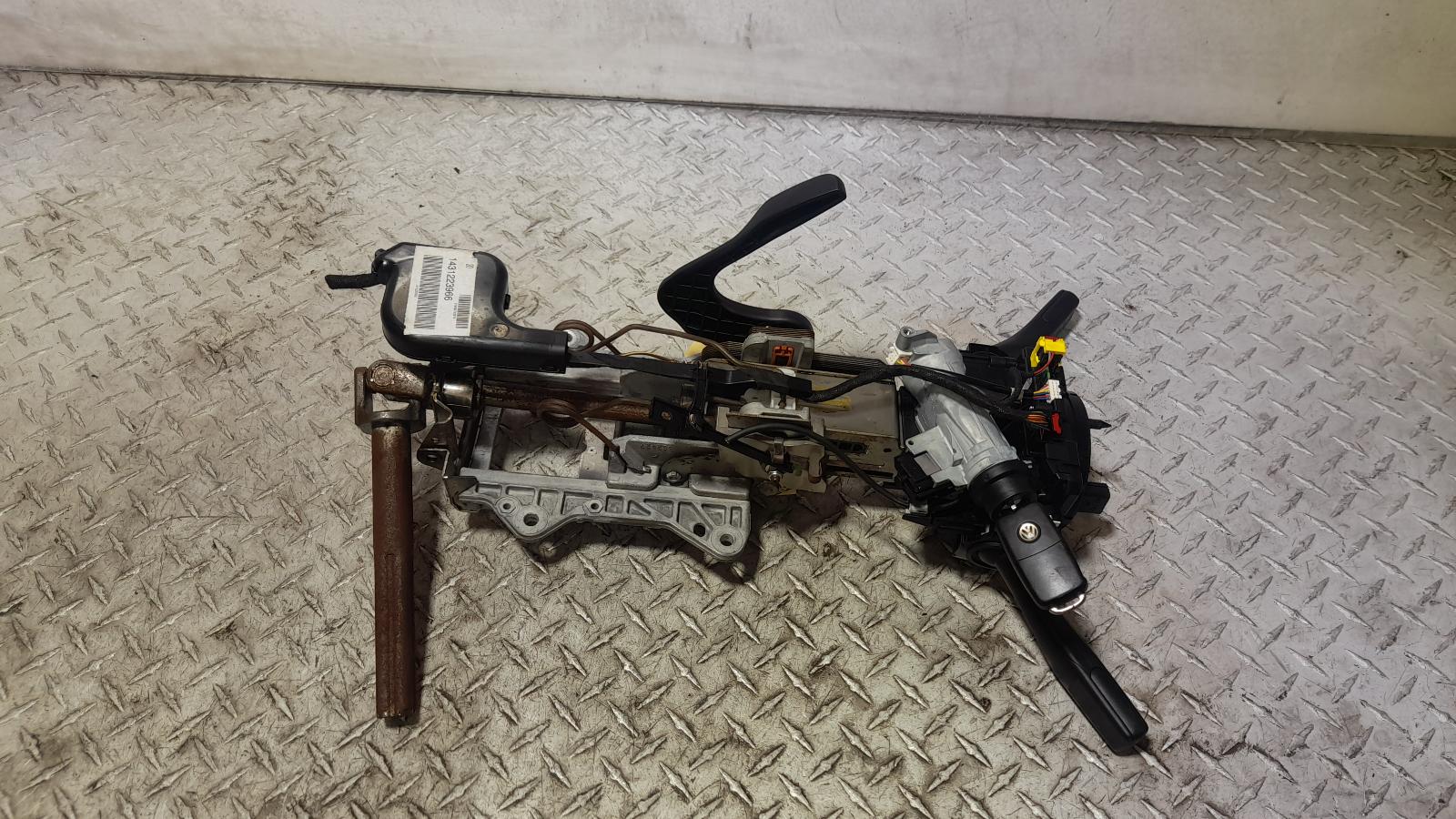 View Auto part Steering Column Volkswagen Tiguan 2014