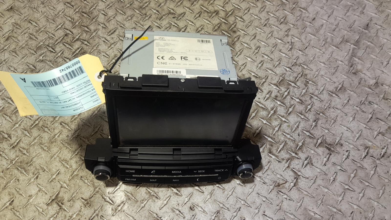 View Auto part Radio/Cd/Dvd/Sat/Tv Hyundai Tucson 2017