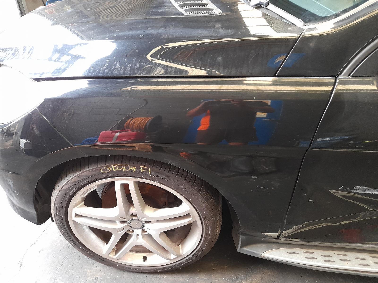 View Auto part Left Guard Mercedes M Class 2014