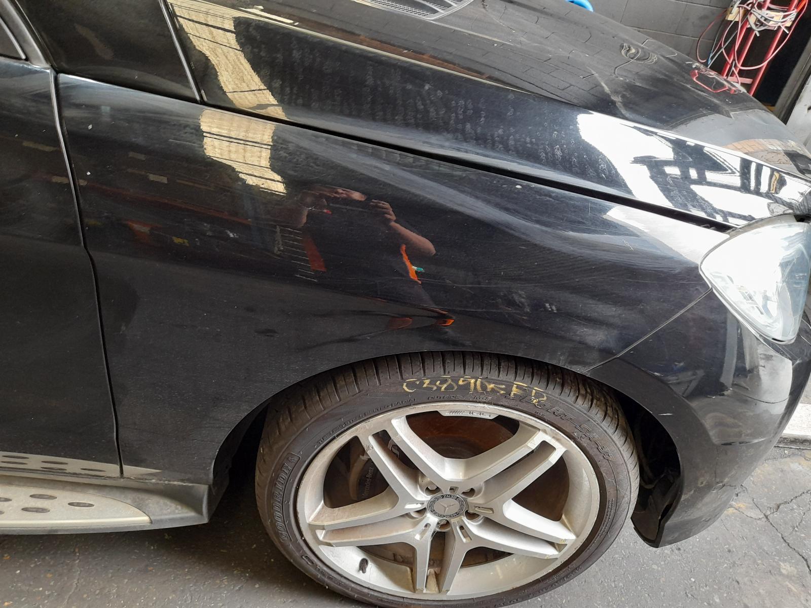 View Auto part Right Guard Mercedes M Class 2014