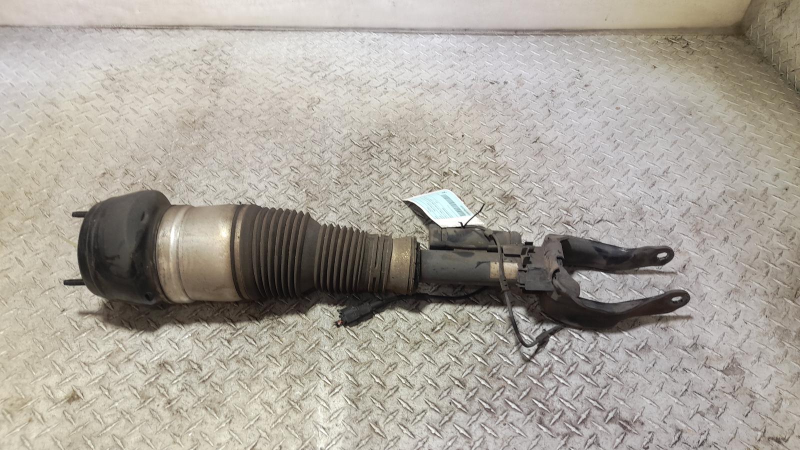 View Auto part Right Front Strut Mercedes M Class 2014