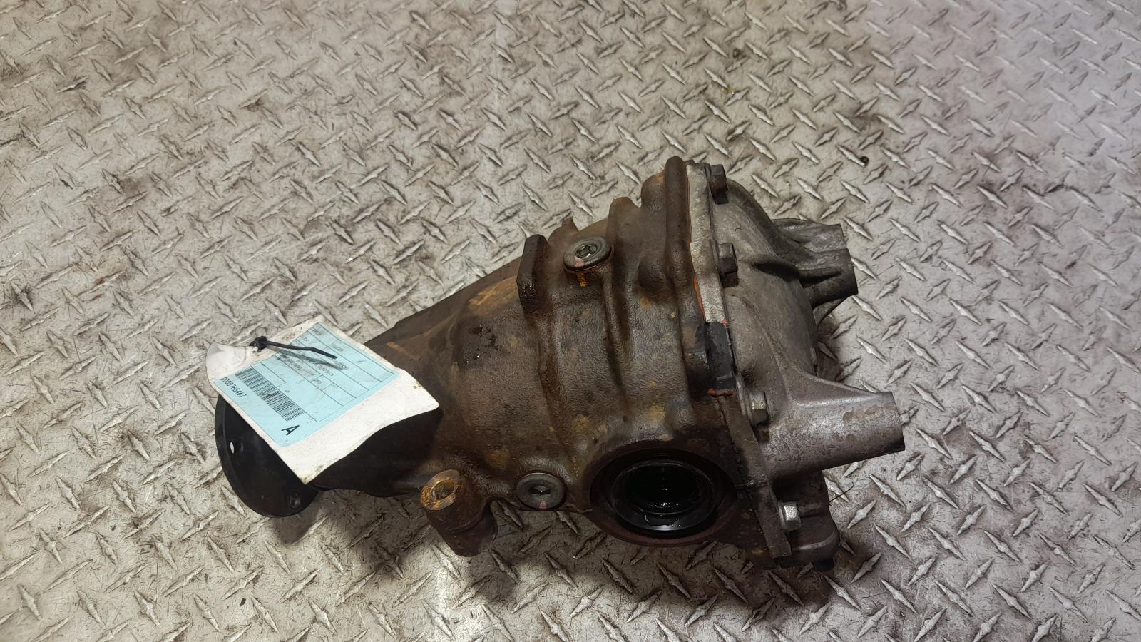 View Auto part Differential Centre Toyota Kluger 2012