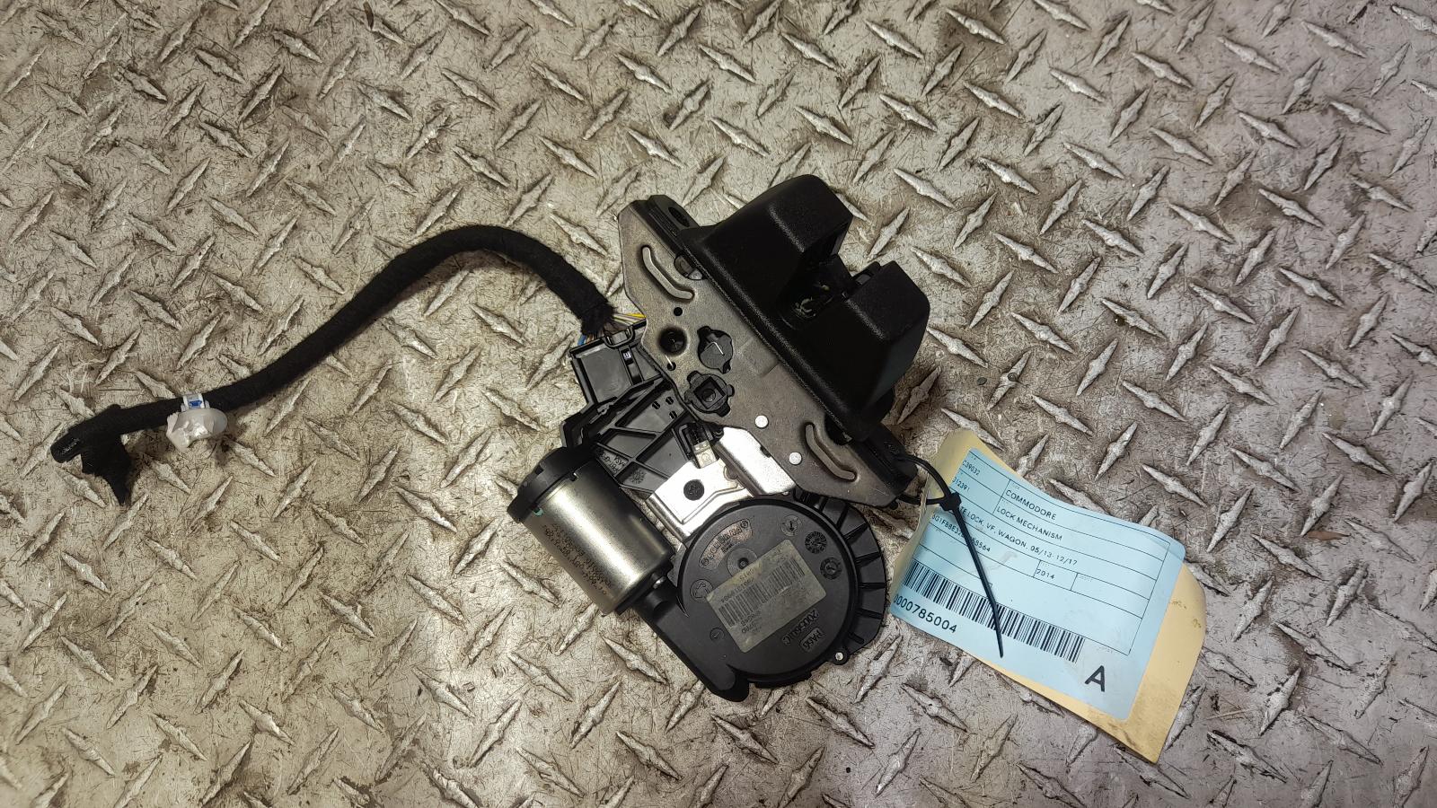 View Auto part Door/Boot/Gate Lock Holden Commodore 2014