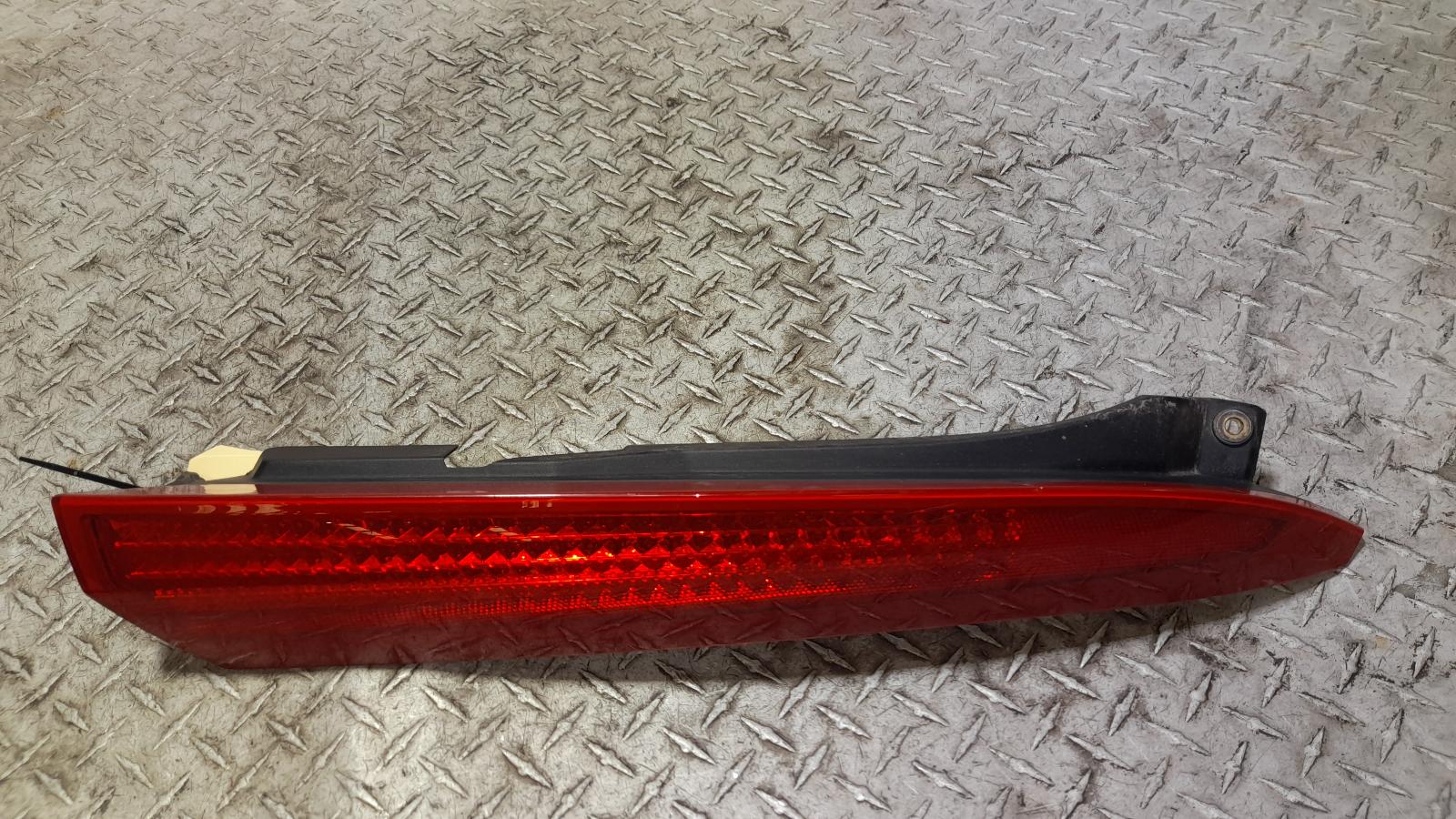 View Auto part Right Taillight Volvo Xc90 2012