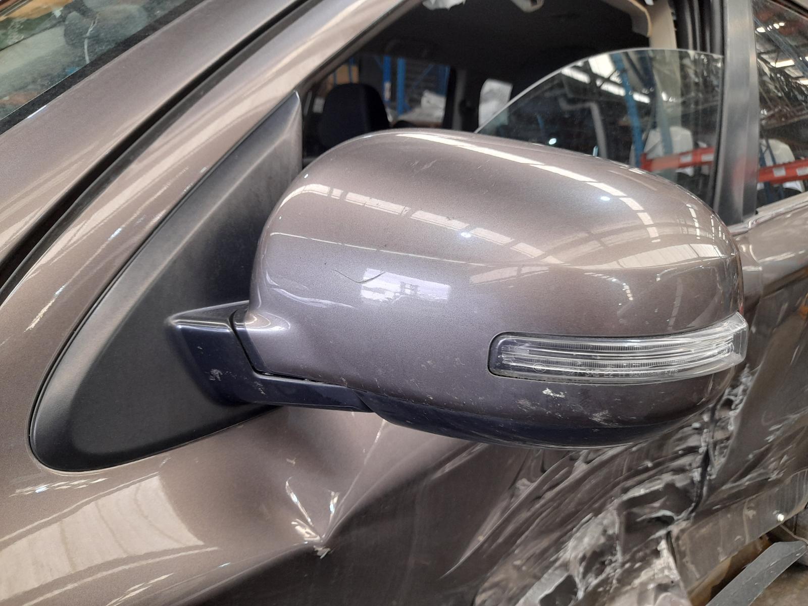 View Auto part Left Door Mirror Mitsubishi Outlander 2017