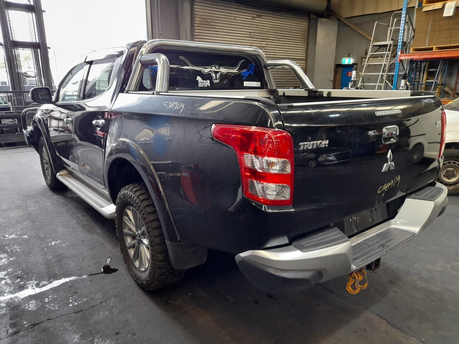 View Auto part Trans/Gearbox Mitsubishi Triton 2017