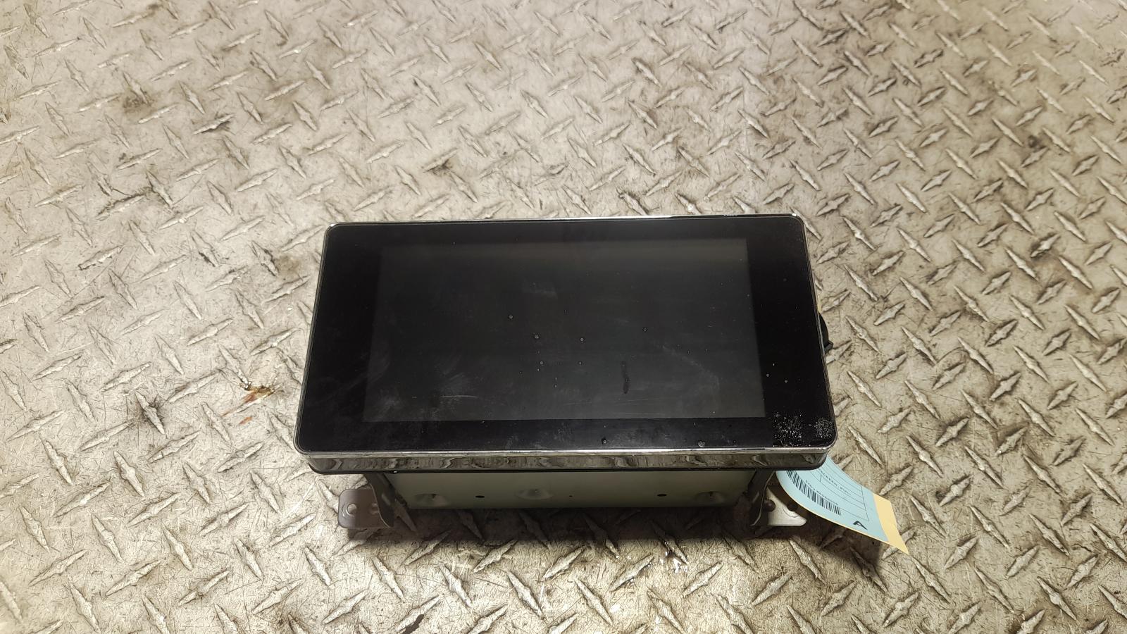 View Auto part Radio/Cd/Dvd/Sat/Tv Mitsubishi Triton 2017