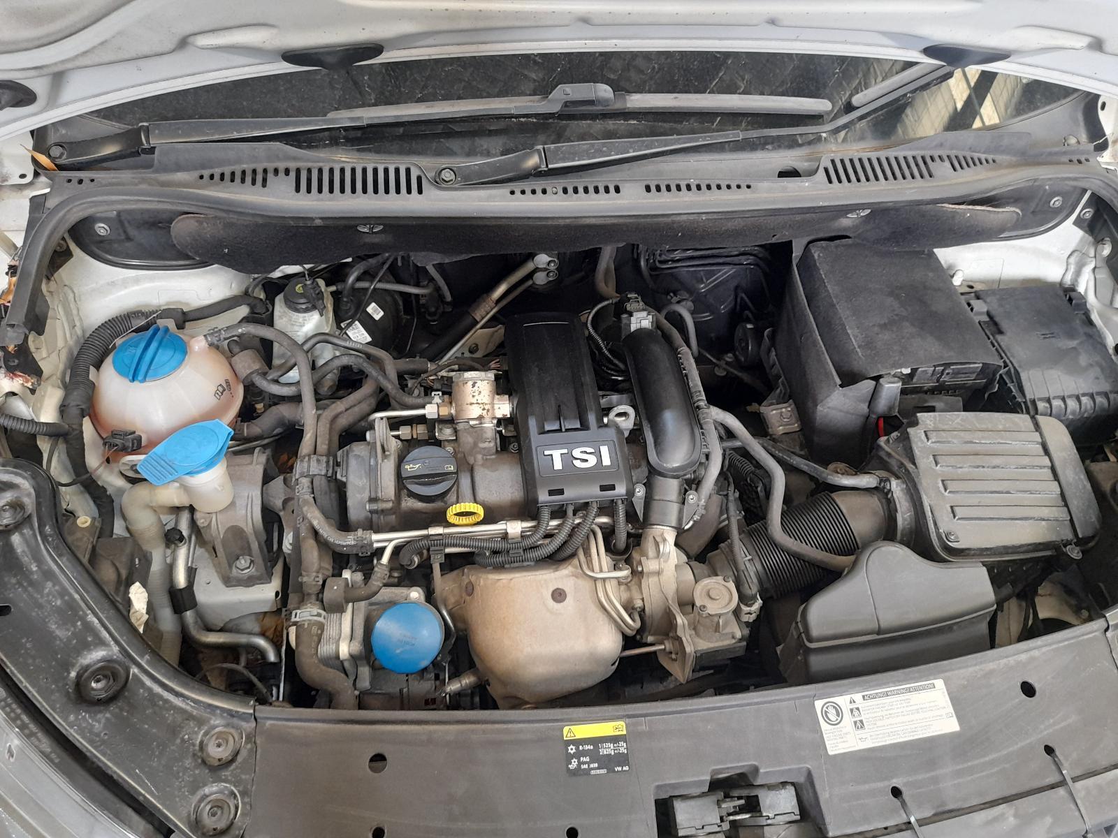 View Auto part Engine Volkswagen Caddy 2014