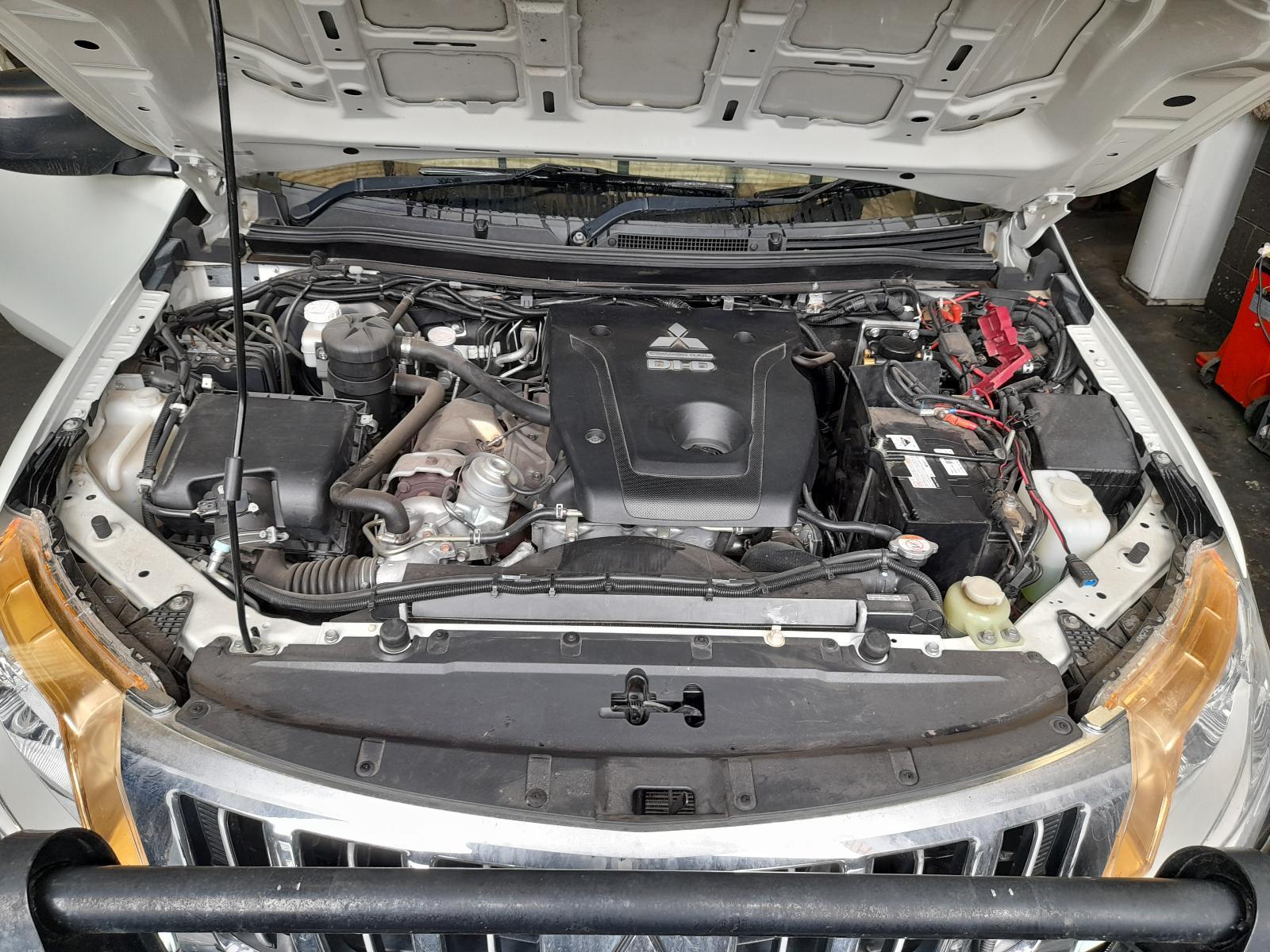 View Auto part Engine Mitsubishi Triton 2015