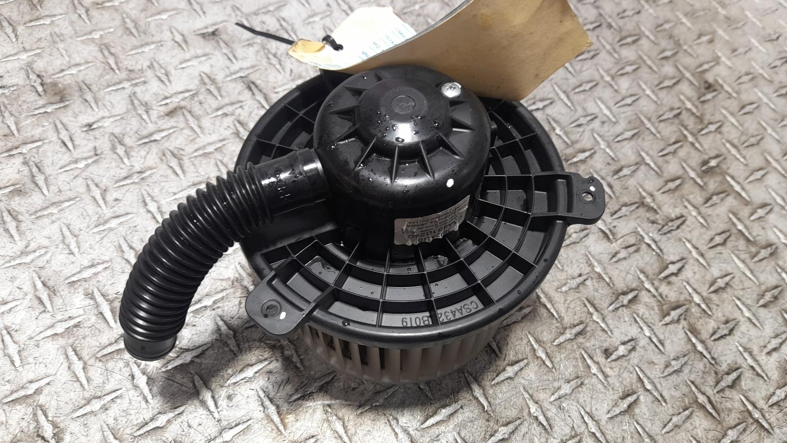 View Auto part Heater Fan Motor Mitsubishi Triton 2015