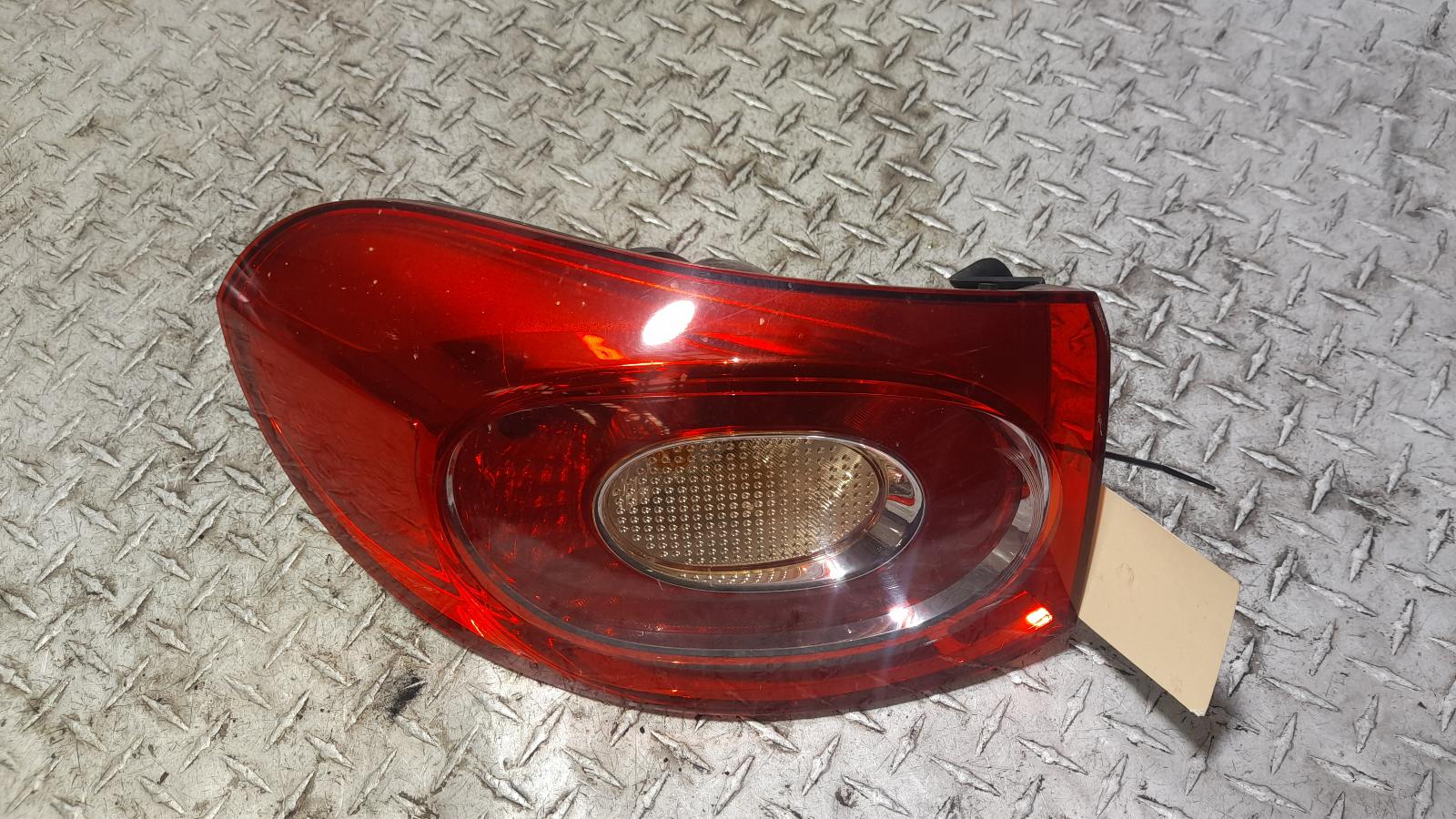 View Auto part Left Taillight Volkswagen Tiguan 2010