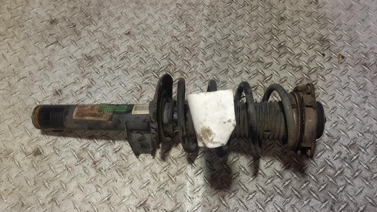 View Auto part Left Front Strut Volkswagen Tiguan 2010