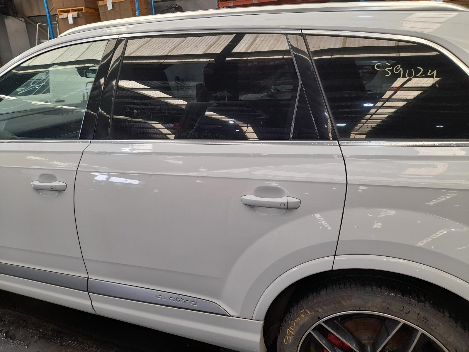 View Auto part Left Rear Door/Sliding Audi Q7 2015