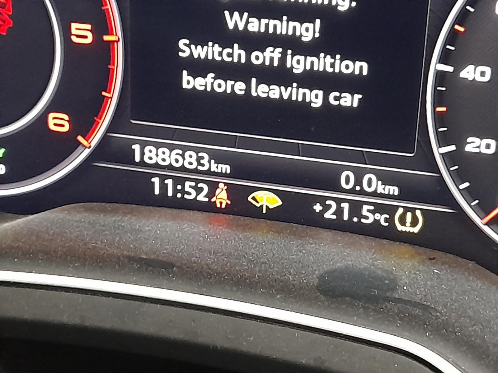 View Auto part Instrument Cluster Audi Q7 2015