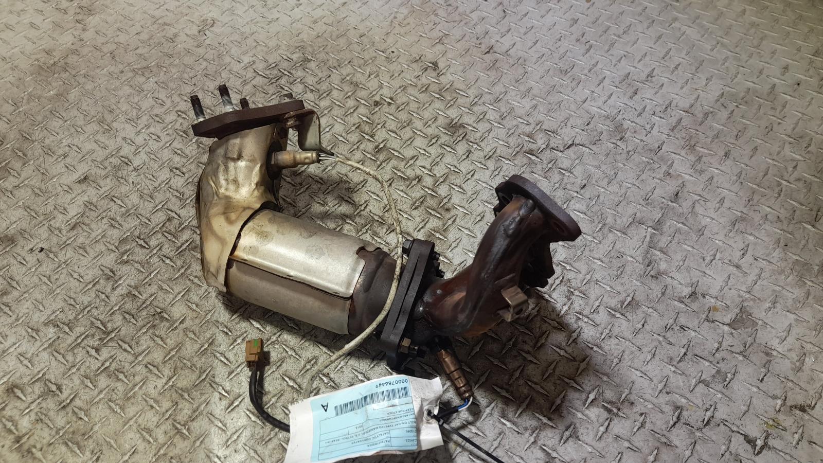 View Auto part Catalytic Converter Nissan Pathfinder 2015