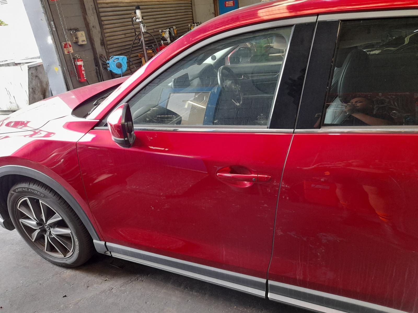 View Auto part Left Front Door Window Mazda Cx5 2017