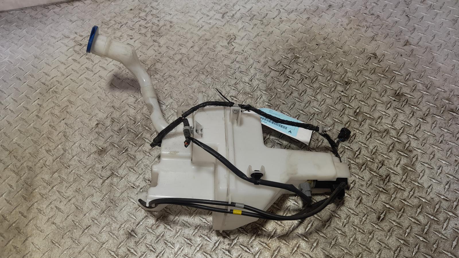 View Auto part Washer Bottle Mazda Cx3 2022