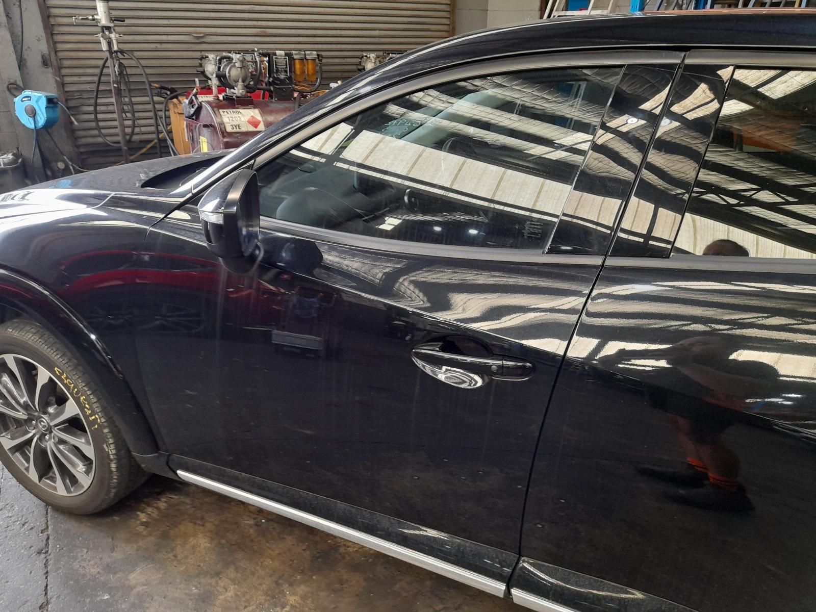 View Auto part Left Front Door Mazda Cx3 2022