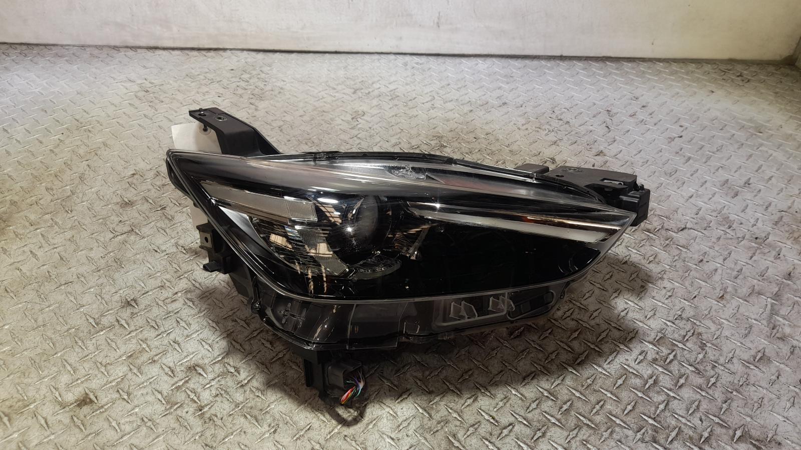 View Auto part Right Headlamp Mazda Cx3 2022