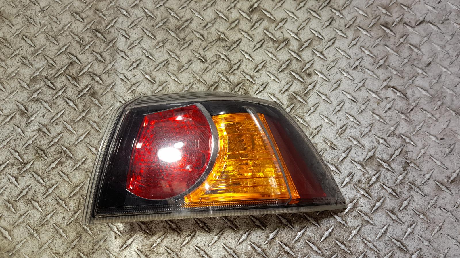 View Auto part Right Taillight Mitsubishi Lancer 2011