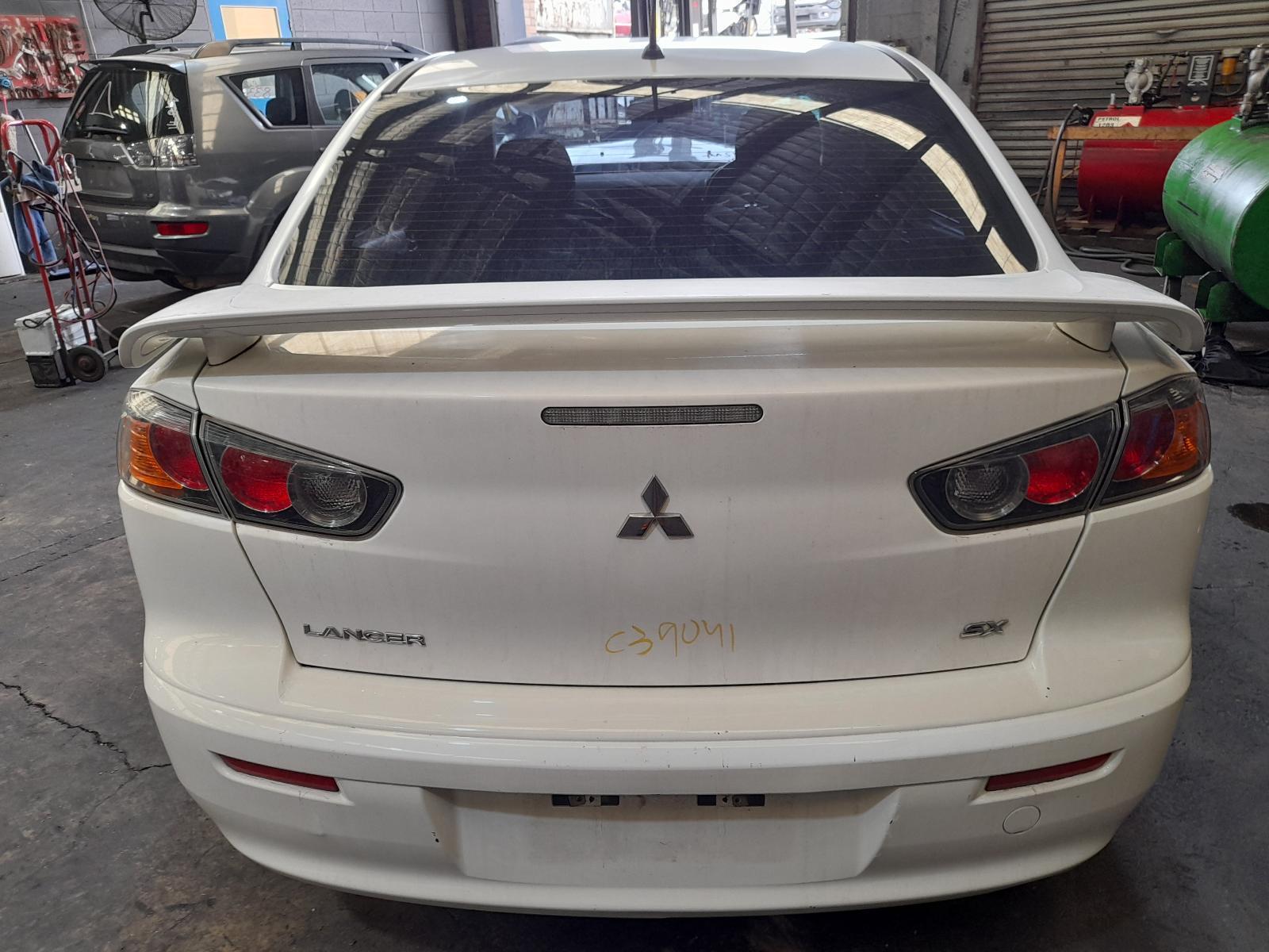 View Auto part Bootlid/Tailgate Mitsubishi Lancer 2011
