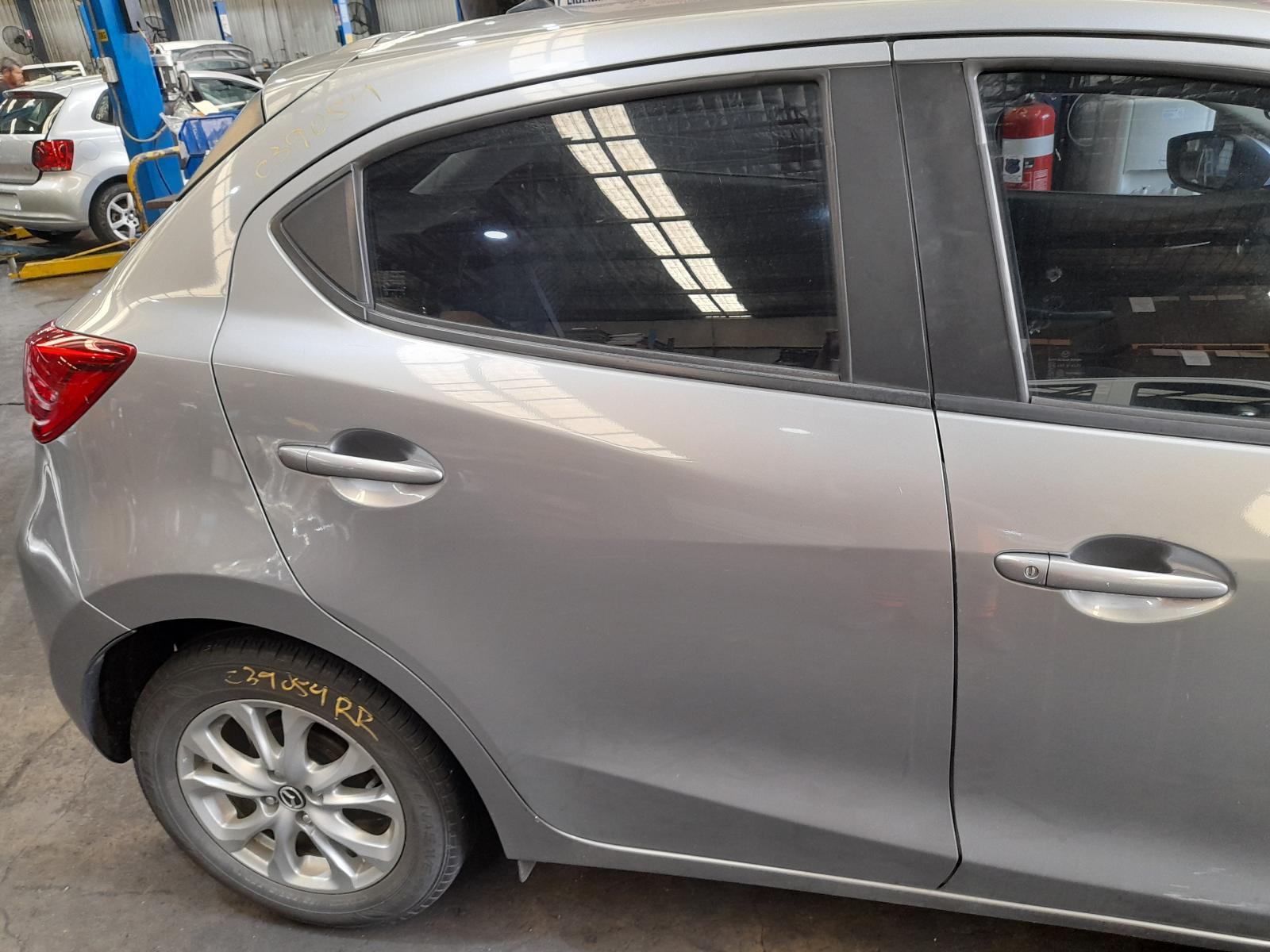 View Auto part Right Rear Door Sliding Mazda 2 2019