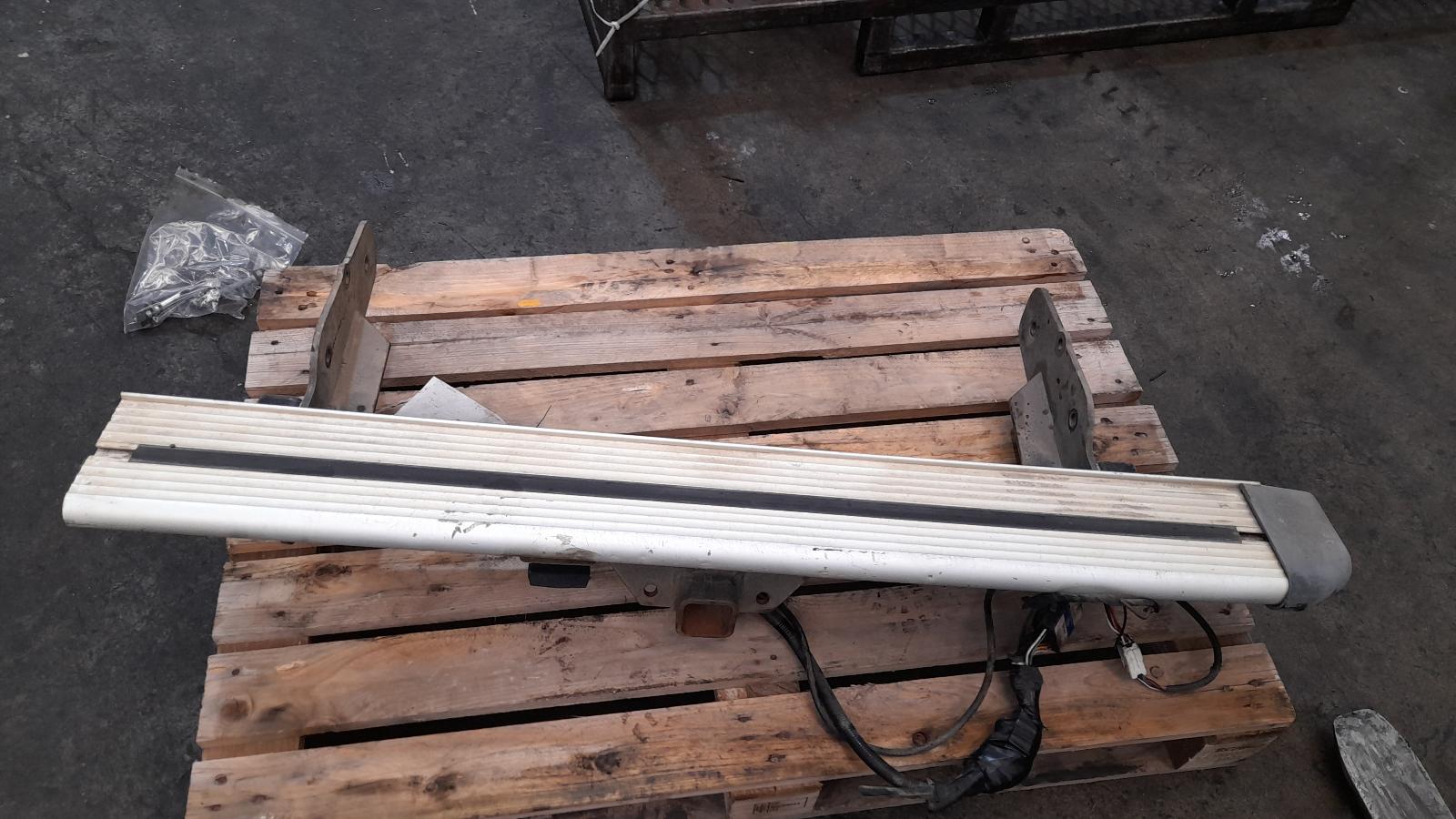 View Auto part Towbar Volkswagen Amarok 2015