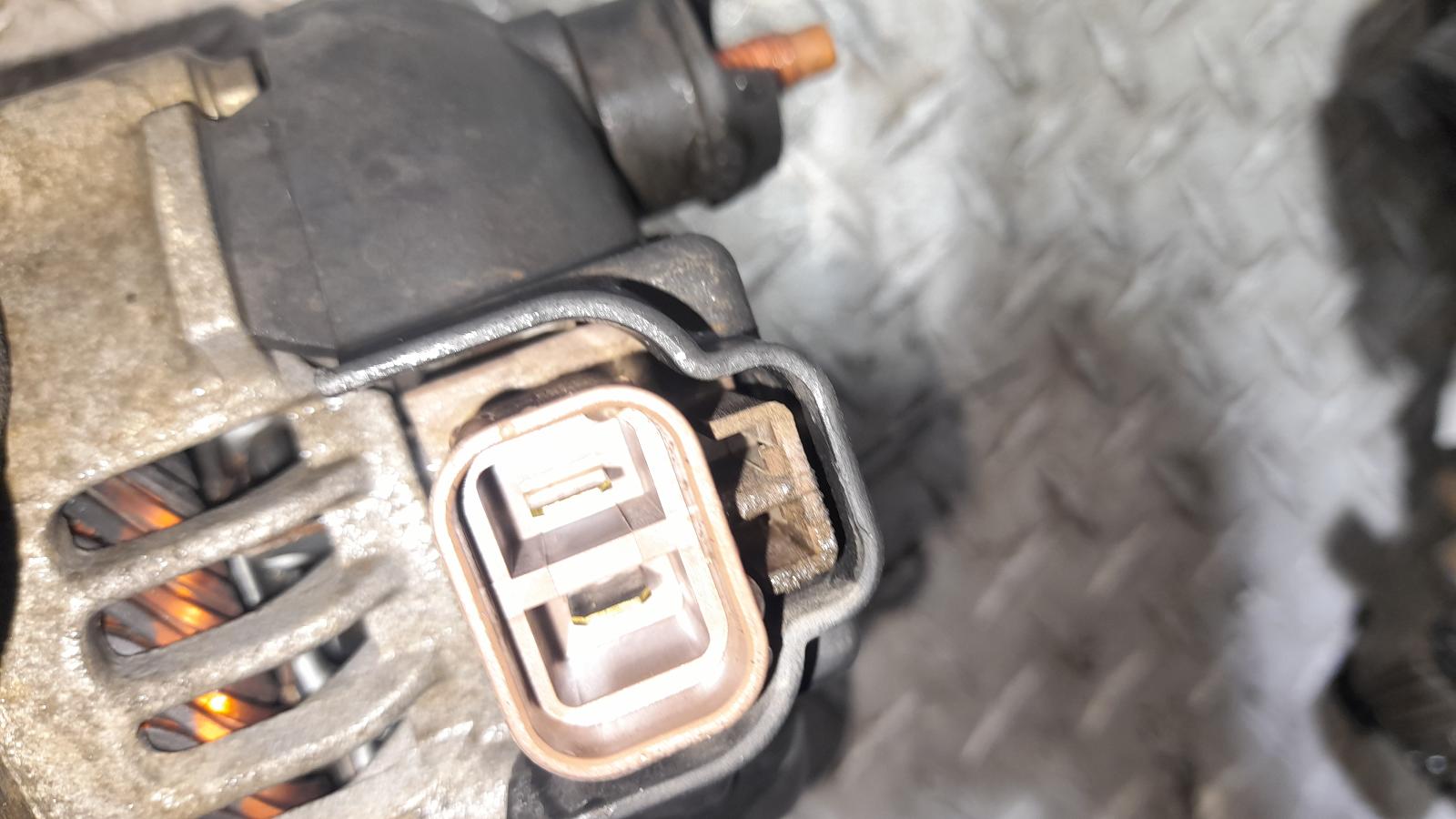 View Auto part Alternator Isuzu Dmax 2013