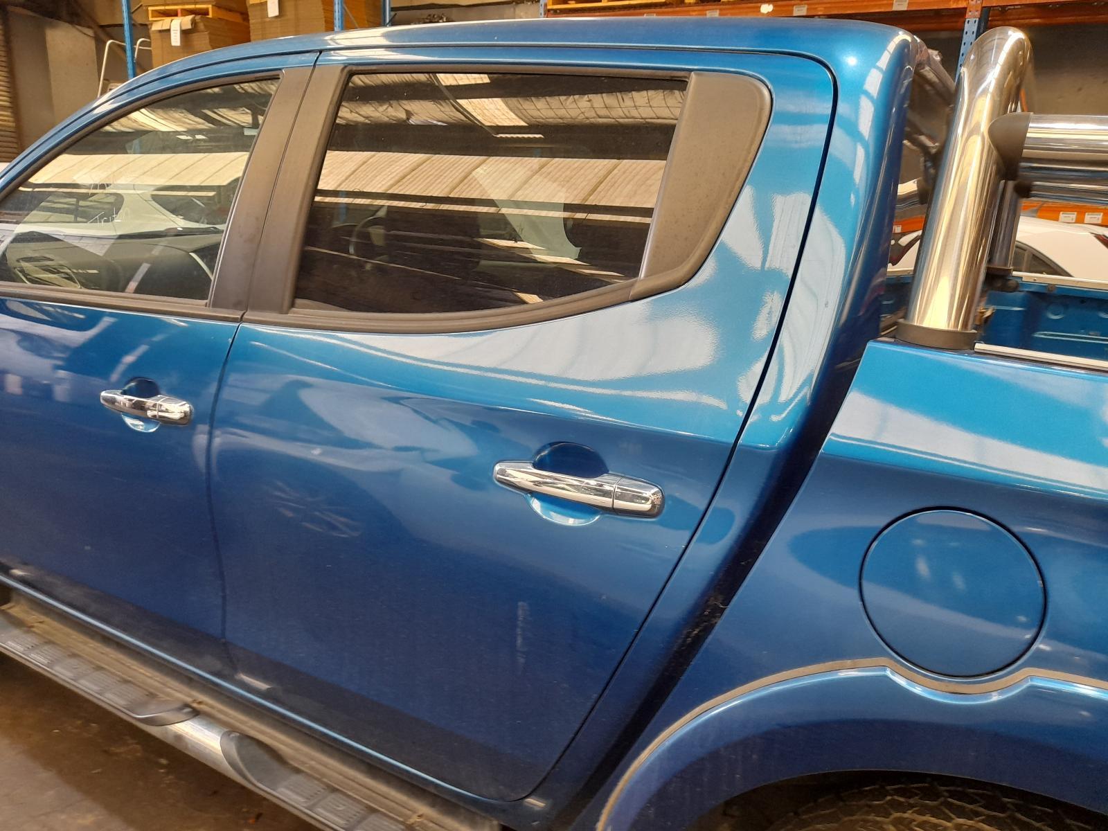 View Auto part Left Rear Door/Sliding Mitsubishi Triton 2015
