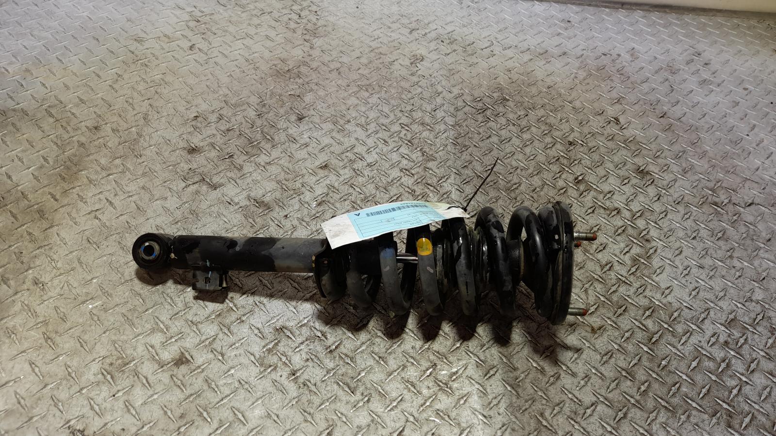 View Auto part Left Front Strut Mitsubishi Triton 2015