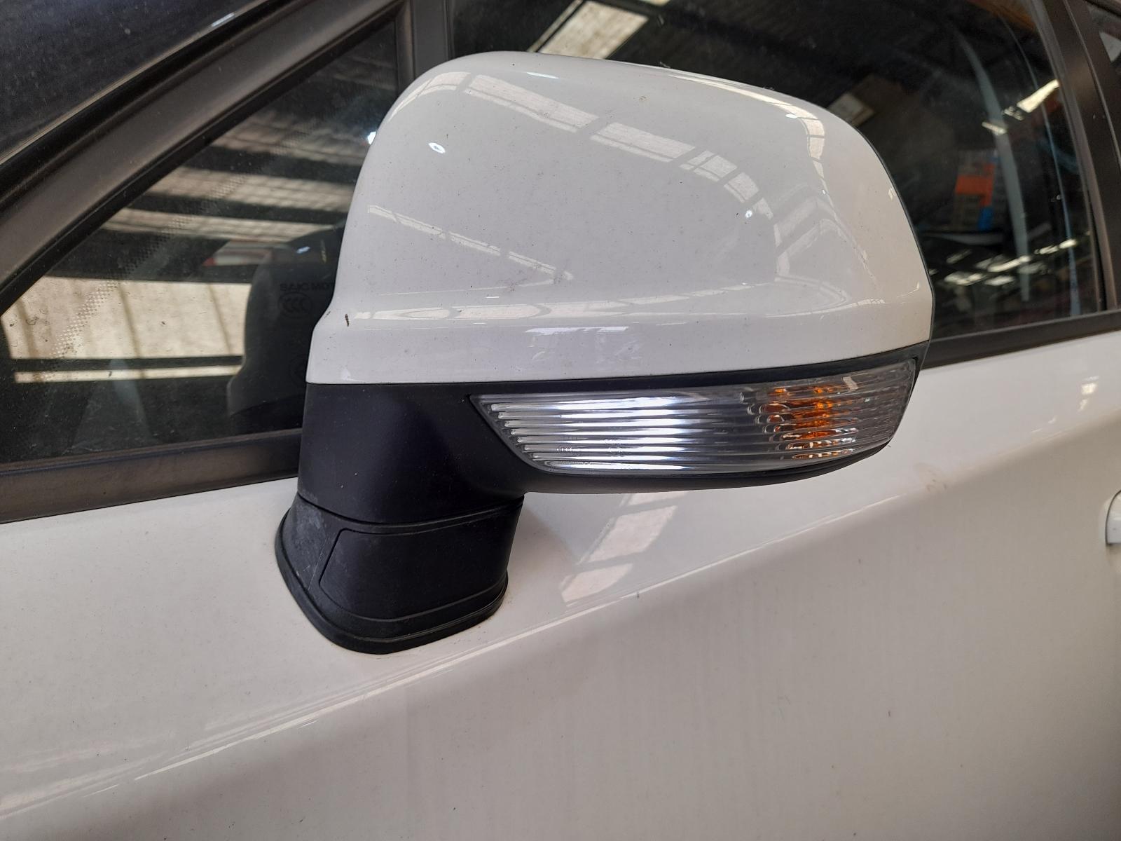 View Auto part Left Door Mirror Mg Mg3 2022